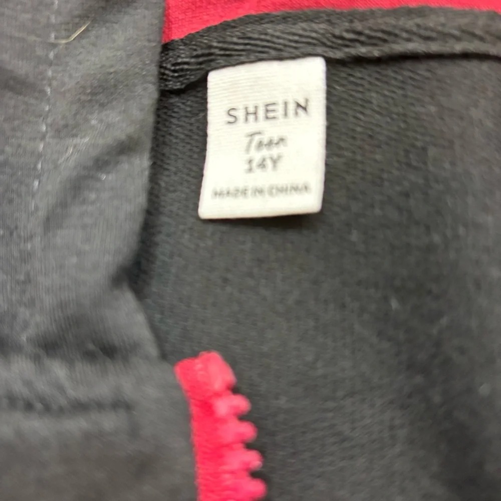 Brand new without tags Shein Teen Black and Red Full Zip Jacket Size 14‎ Years